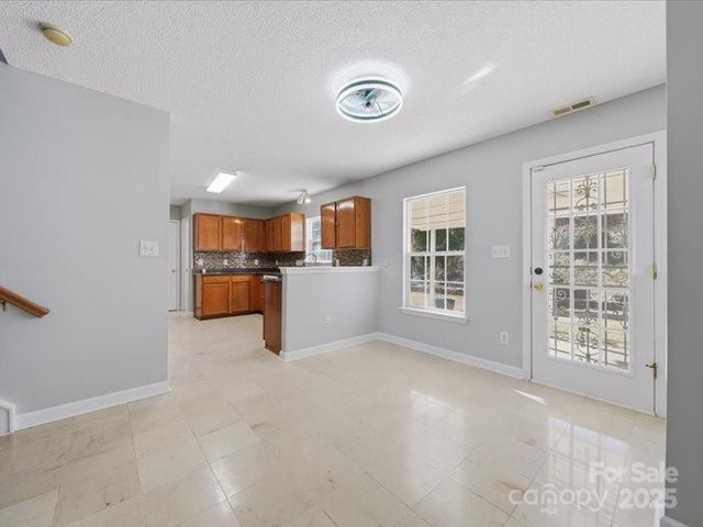 1968 8th Street Lane SE, Hickory, NC 28602