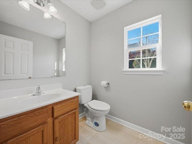 1968 8th Street Lane SE, Hickory, NC 28602