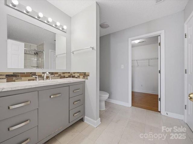 1968 8th Street Lane SE, Hickory, NC 28602