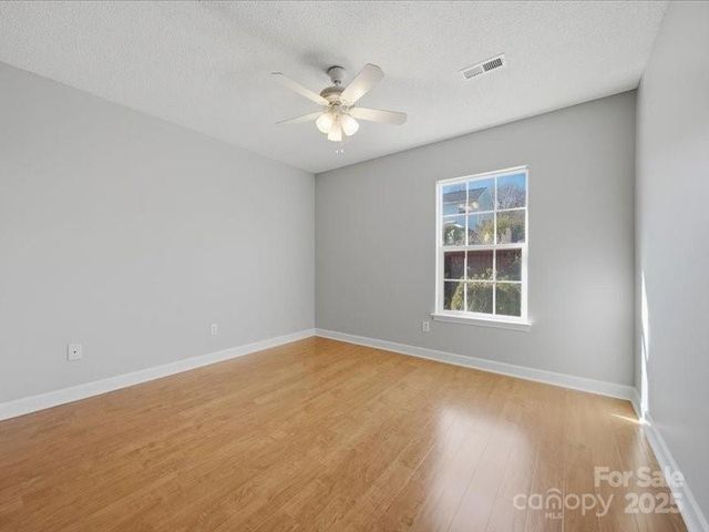 1968 8th Street Lane SE, Hickory, NC 28602