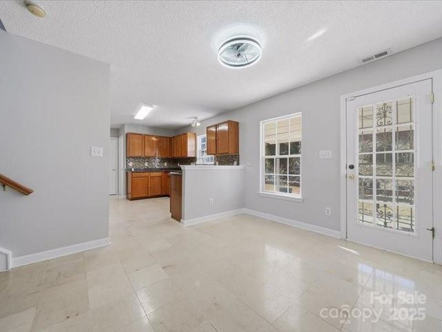 1968 8th Street Lane SE, Hickory, NC 28602