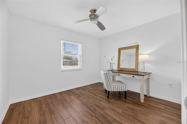 8050 CAROLYN STREET NE, St Petersburg, FL 33702