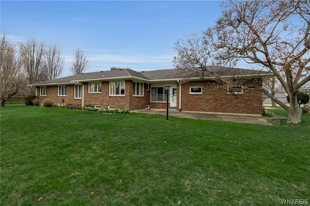 5153 Lake Shore Road, Hamburg, NY 14075