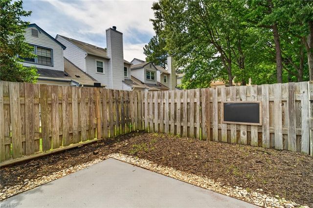 131 Tidal DR, Newport News, VA 23606