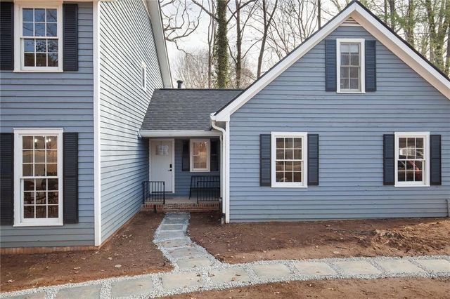 4782 Hill NE Court, Roswell, GA 30075