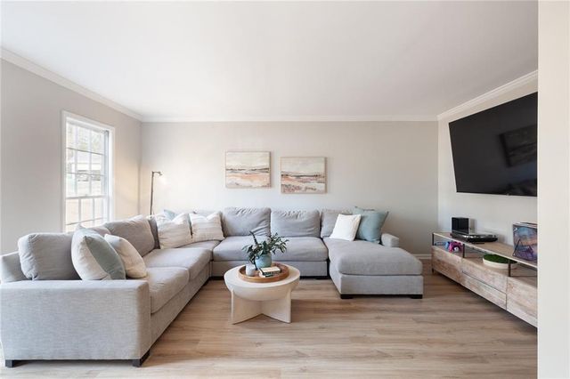 4782 Hill NE Court, Roswell, GA 30075