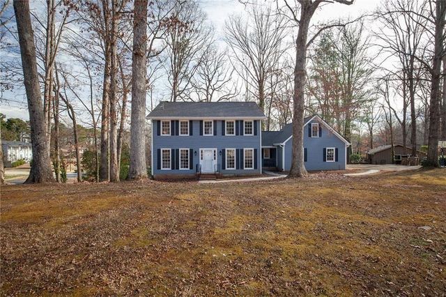 4782 Hill NE Court, Roswell, GA 30075