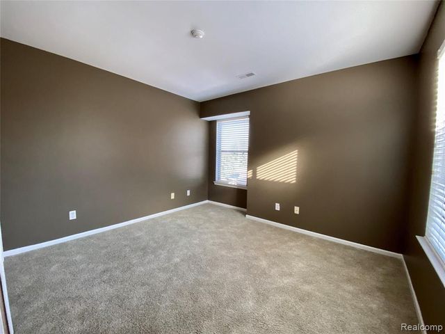 42715 Lilley Pointe Drive 108, Canton, MI 48187