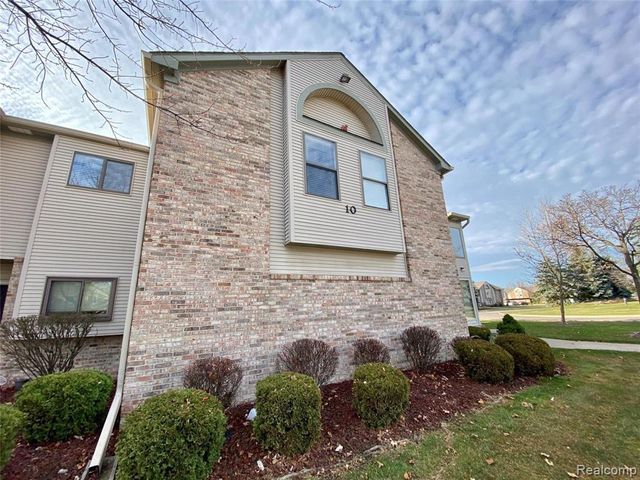 42715 Lilley Pointe Drive 108, Canton, MI 48187