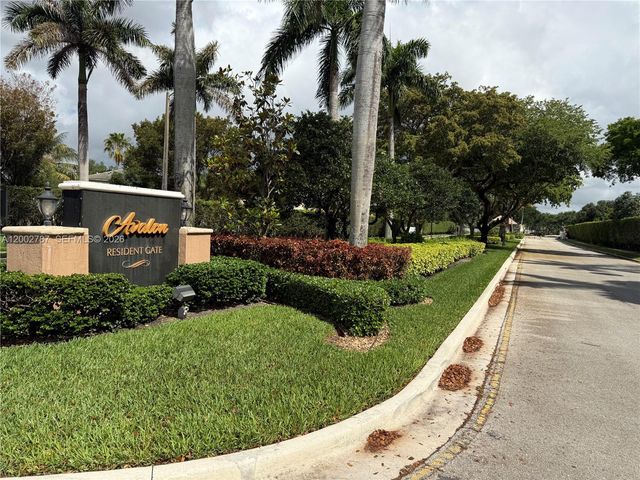 1704 SW 101st Ter, Miramar, FL 33025