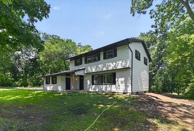 2658 Oak Crest Circle, Sun Prairie, WI 53590