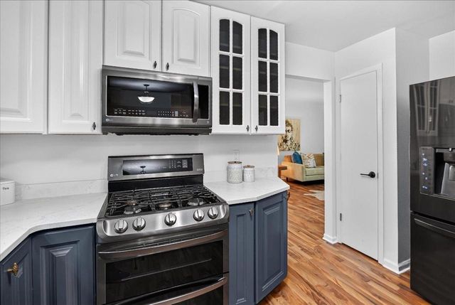 2658 Oak Crest Circle, Sun Prairie, WI 53590