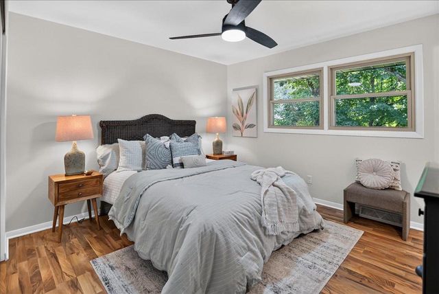 2658 Oak Crest Circle, Sun Prairie, WI 53590
