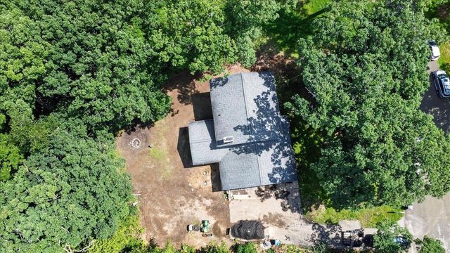 2658 Oak Crest Circle, Sun Prairie, WI 53590