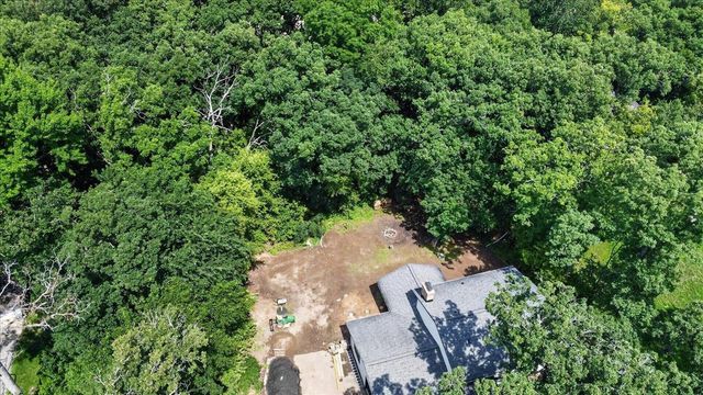 2658 Oak Crest Circle, Sun Prairie, WI 53590