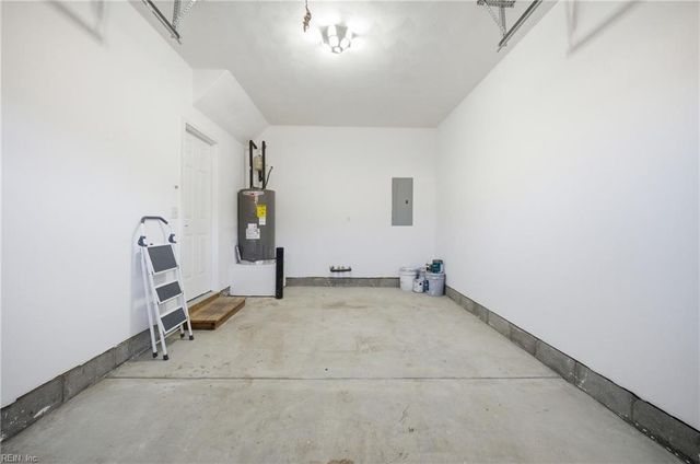 3943 Rex CIR, Chesapeake, VA 23321