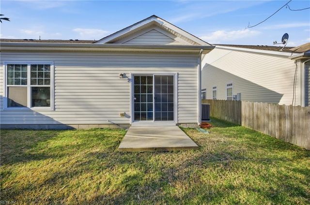 3943 Rex CIR, Chesapeake, VA 23321