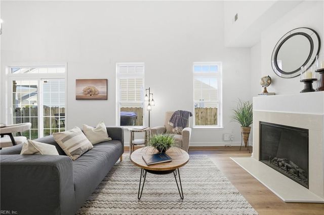 3943 Rex CIR, Chesapeake, VA 23321