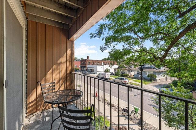 3540 Hennepin Avenue S 218, Minneapolis, MN 55408