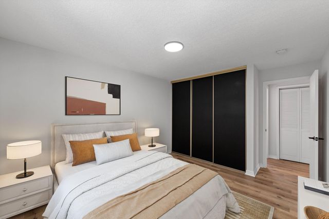 3540 Hennepin Avenue S 218, Minneapolis, MN 55408