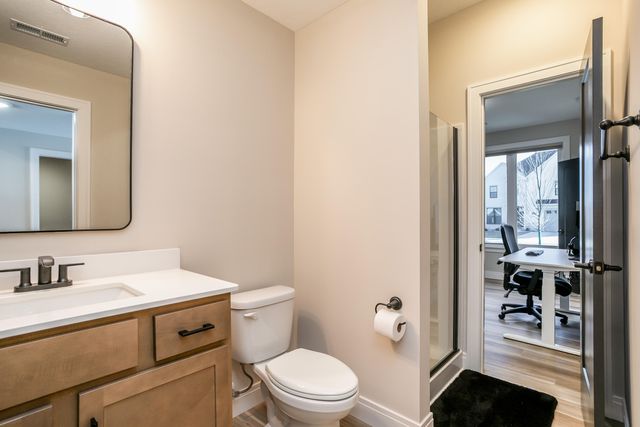 5013 WHISPER DR, Columbia, MO 65203