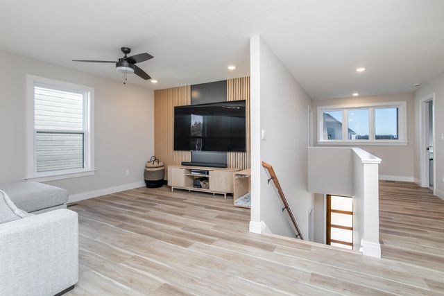 5013 WHISPER DR, Columbia, MO 65203