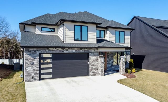 5013 WHISPER DR, Columbia, MO 65203