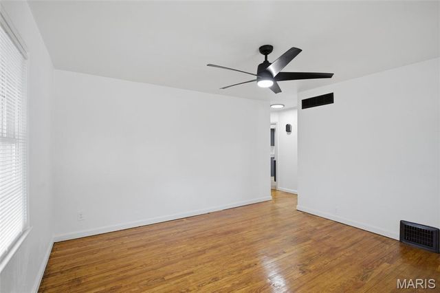 5309 Winslow Drive, St Louis, MO 63121
