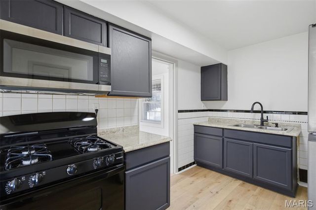 5309 Winslow Drive, St Louis, MO 63121