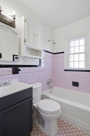 5309 Winslow Drive, St Louis, MO 63121