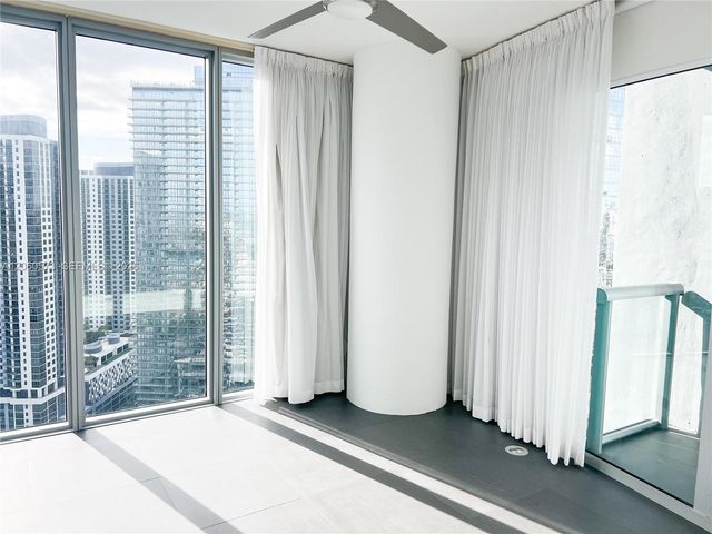 888 Biscayne Boulevard 3701, Miami, FL 33132