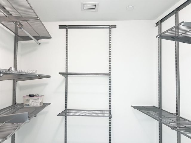 888 Biscayne Boulevard 3701, Miami, FL 33132