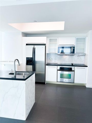 888 Biscayne Boulevard 3701, Miami, FL 33132