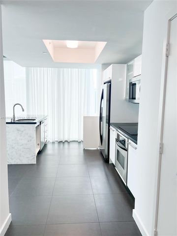 888 Biscayne Boulevard 3701, Miami, FL 33132