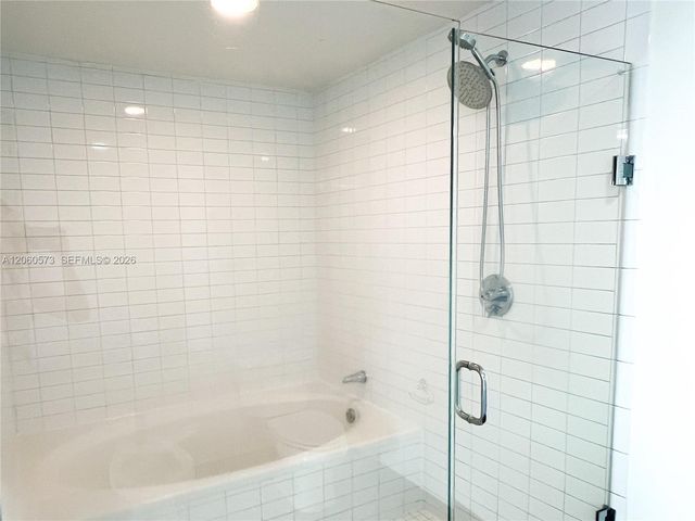 888 Biscayne Boulevard 3701, Miami, FL 33132