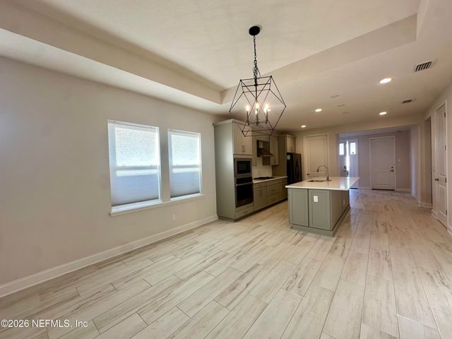 10219 INNOVATION Way, Jacksonville, FL 32256