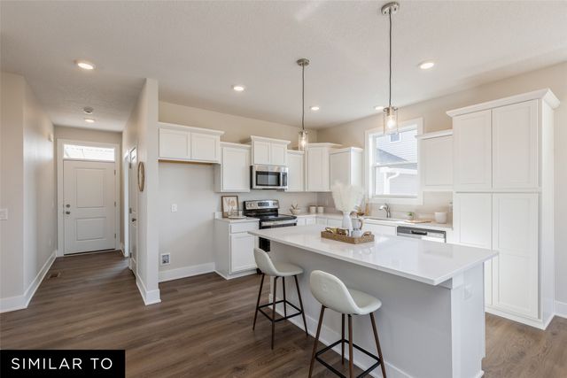 2517 NW Cedarwood Court, Ankeny, IA 50023