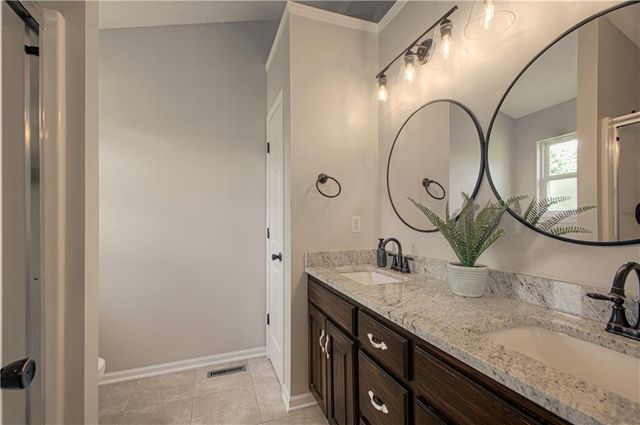 20920 W 125TH Terrace, Olathe, KS 66061