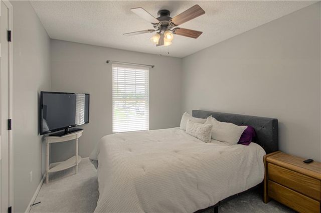 20920 W 125TH Terrace, Olathe, KS 66061