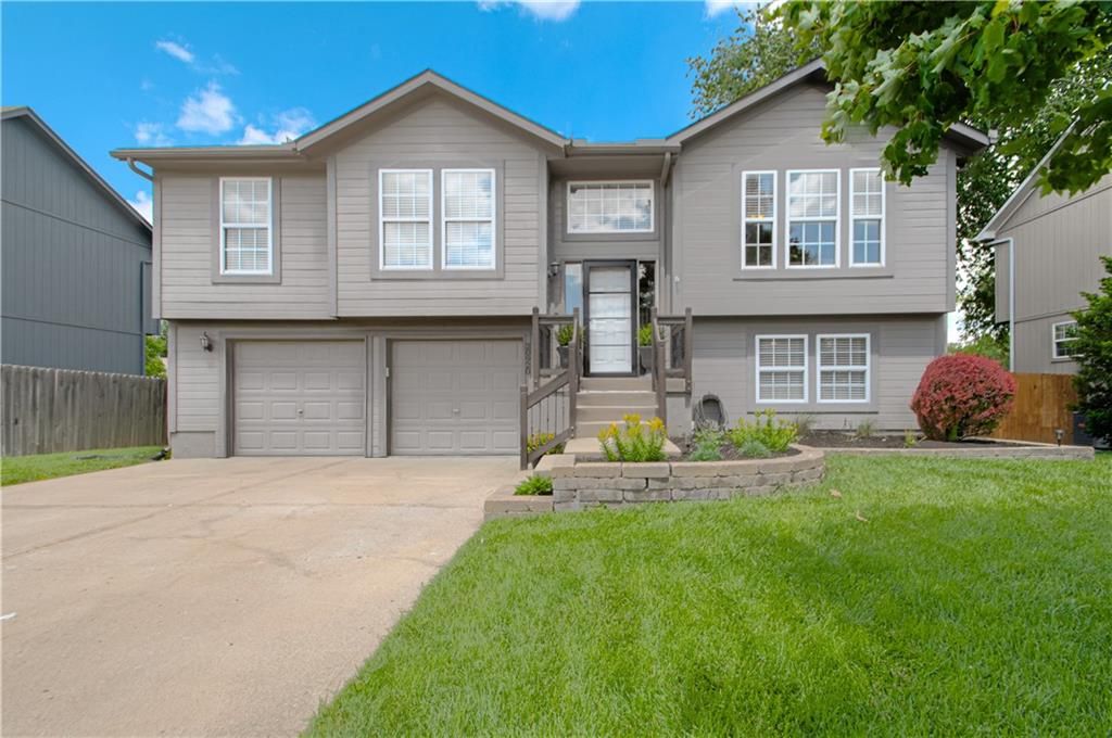 20920 W 125TH Terrace, Olathe, KS 66061