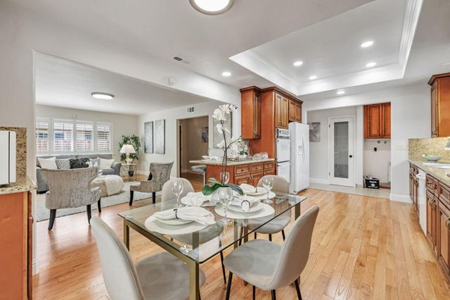 1329 Essex Way, San Jose, CA 95117