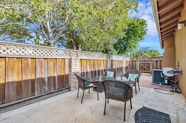 1329 Essex Way, San Jose, CA 95117