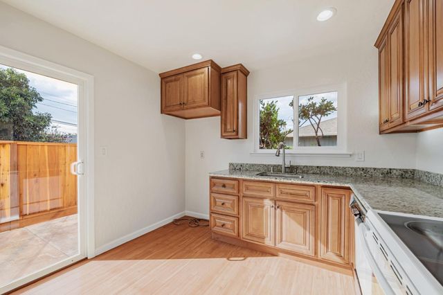 1329 Essex Way, San Jose, CA 95117