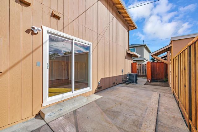 1329 Essex Way, San Jose, CA 95117