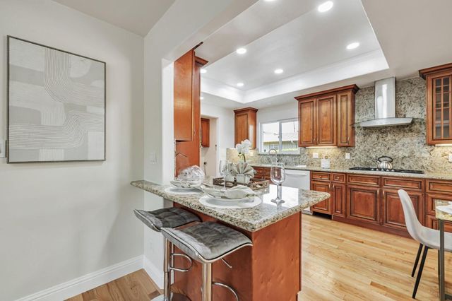 1329 Essex Way, San Jose, CA 95117