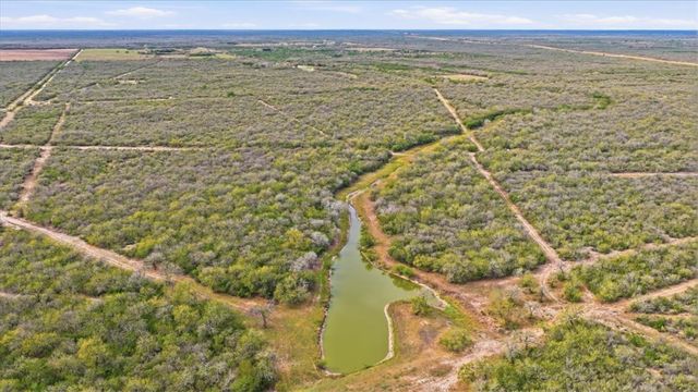 817 County Road 119, Alice, TX 78332