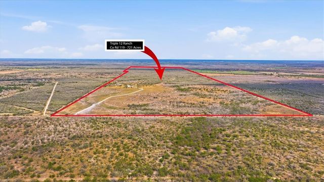 817 County Road 119, Alice, TX 78332