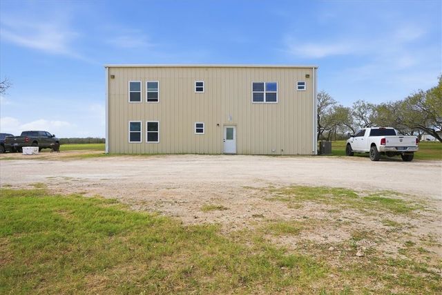 817 County Road 119, Alice, TX 78332