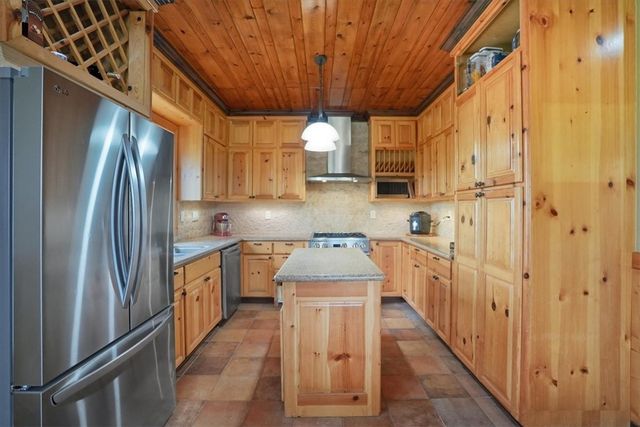 817 County Road 119, Alice, TX 78332