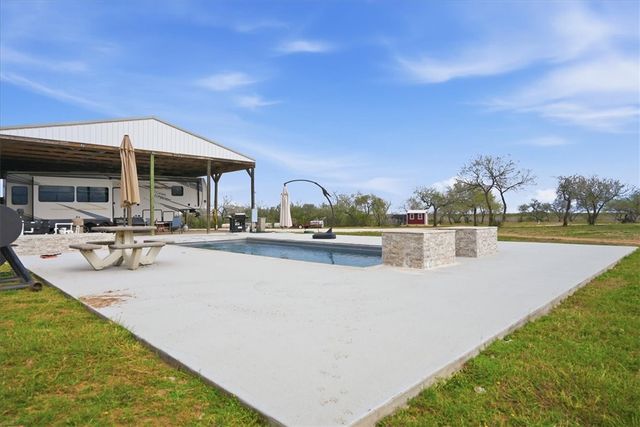 817 County Road 119, Alice, TX 78332